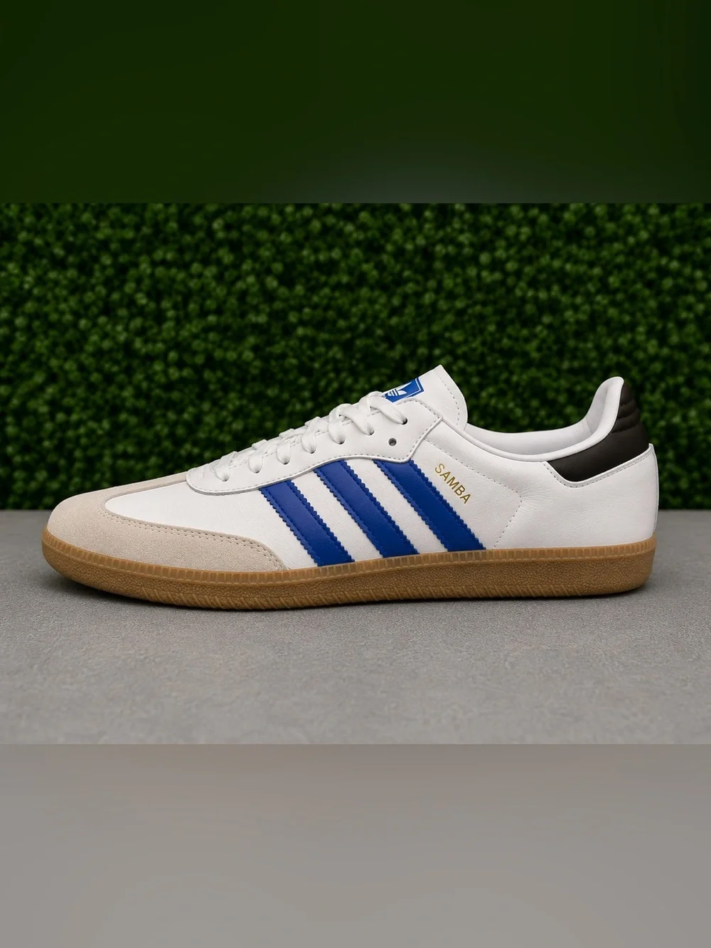 Adidas Men’s Samba XLG White Royal Blue Black Gum Sole Size 12
